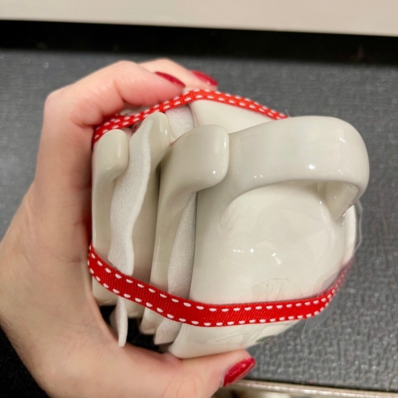 Rae Dunn Christmas Snowman Holiday Ceramic Measuring Cup 4 piece Set NWT - Picture 5 of 5